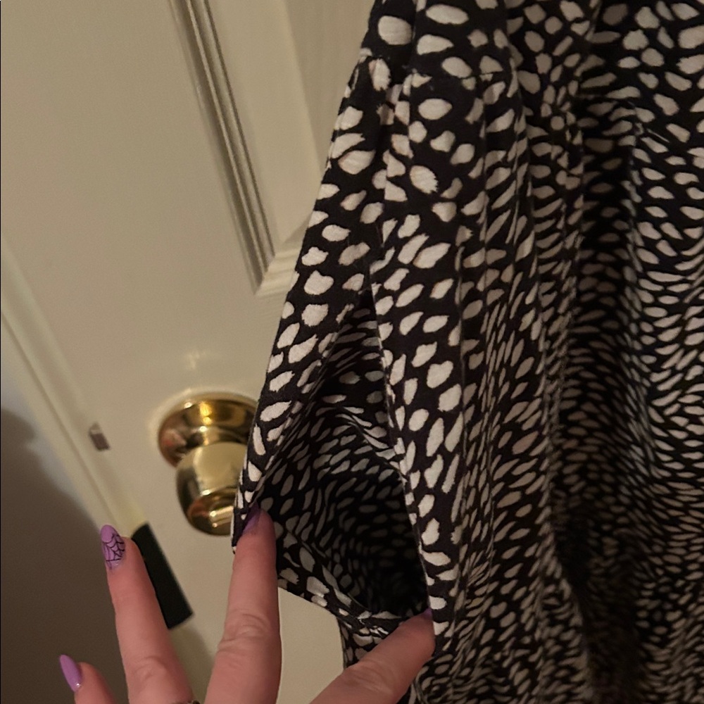 Old Navy Monochrome Patterned Dress - Picture 5 of 5